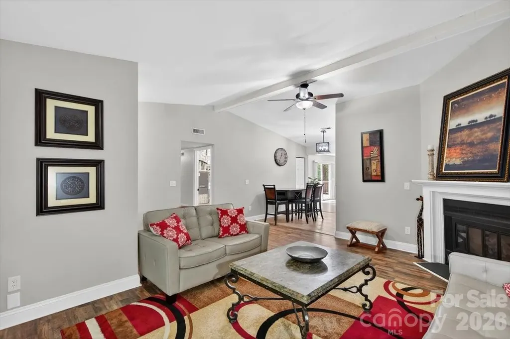 6308 Pineburr Road Charlotte NC 28211