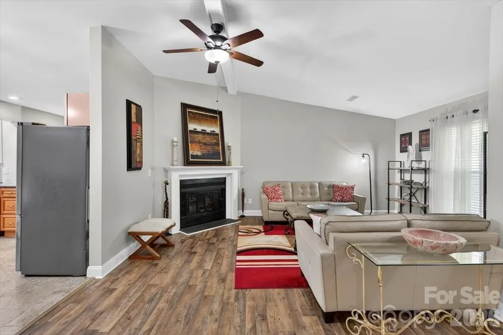 6308 Pineburr Road Charlotte NC 28211