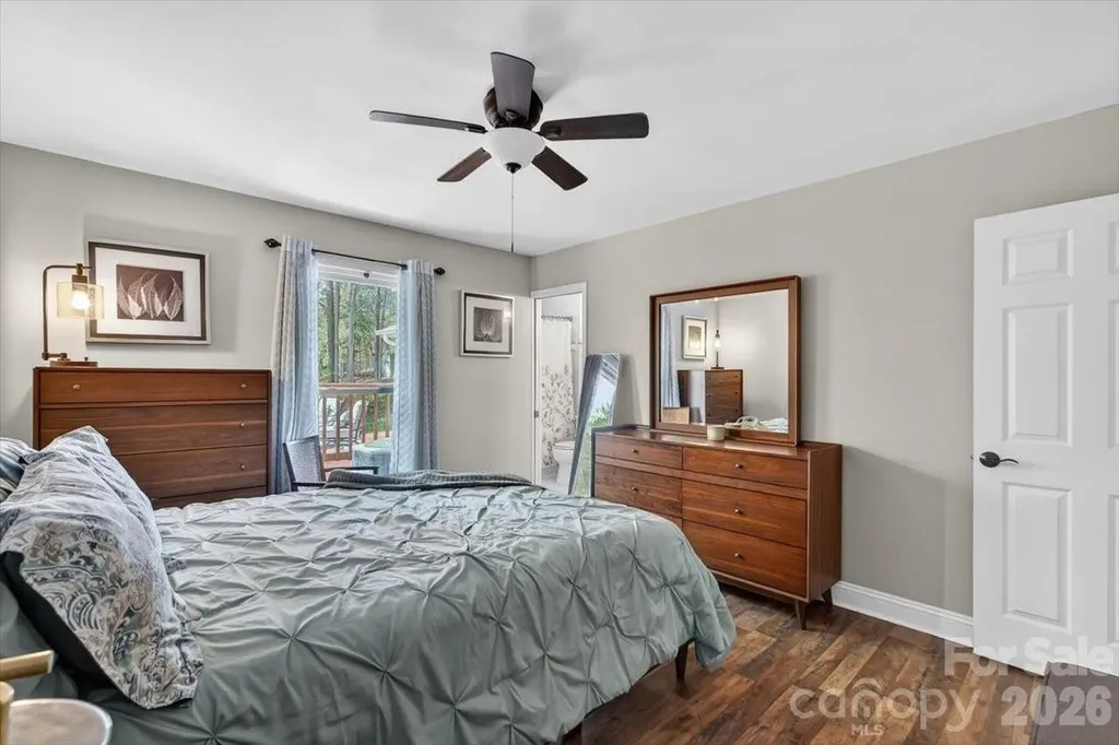 6308 Pineburr Road Charlotte NC 28211