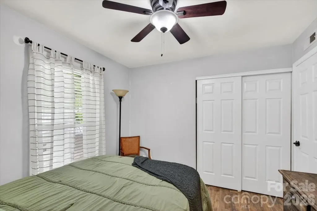 6308 Pineburr Road Charlotte NC 28211