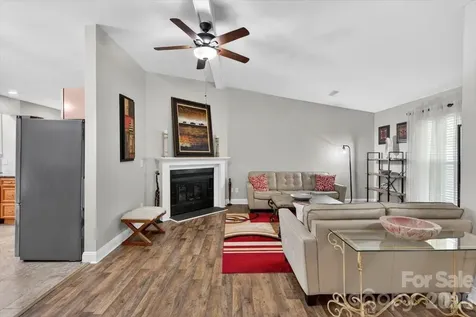 6308 Pineburr Road Charlotte NC 28211