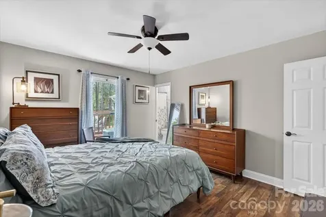 6308 Pineburr Road Charlotte NC 28211