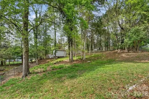 6308 Pineburr Road Charlotte NC 28211
