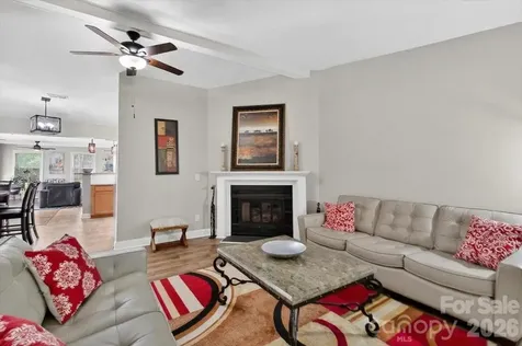 6308 Pineburr Road Charlotte NC 28211