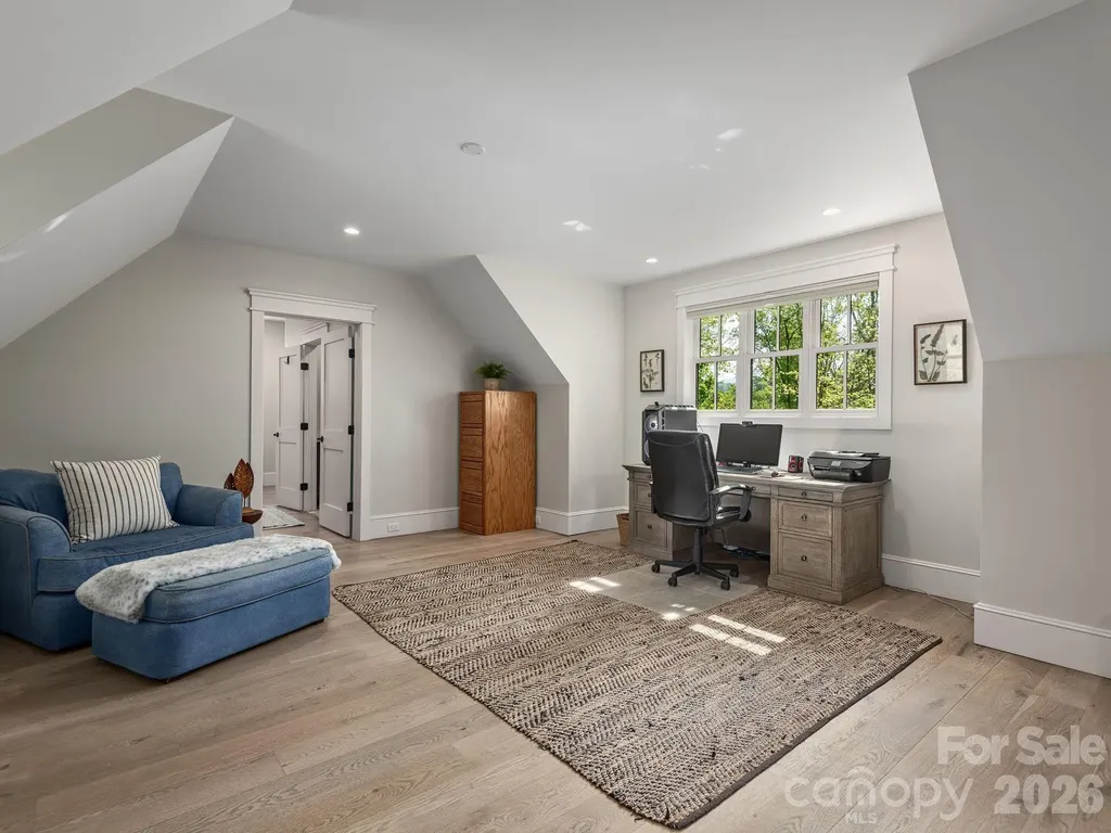 41 Hawberry Court Asheville NC 28805