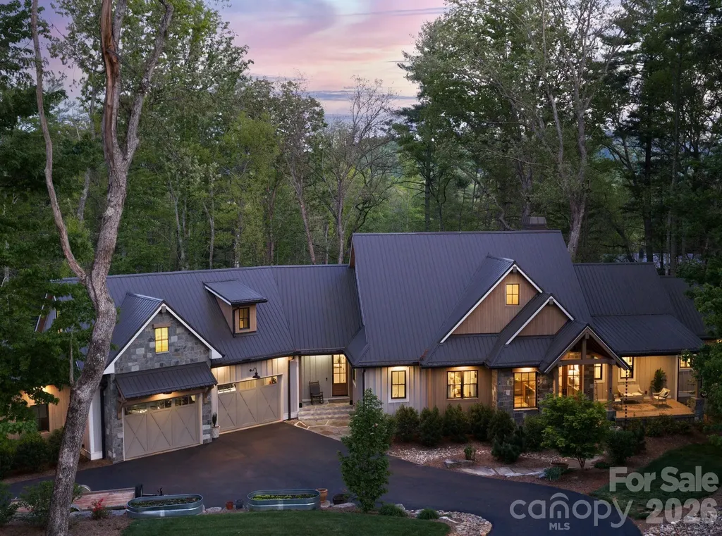 41 Hawberry Court Asheville NC 28805