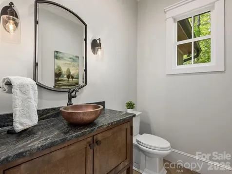 41 Hawberry Court Asheville NC 28805