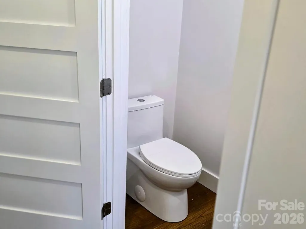 22 Salt Box Haven Burnsville NC 28714