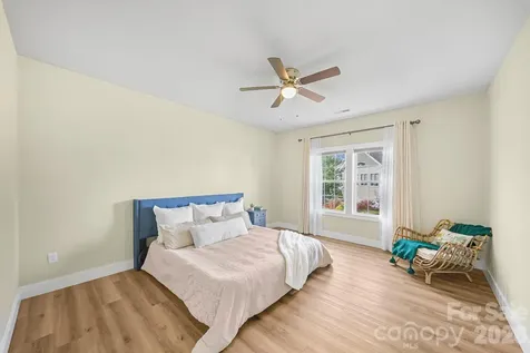 457 Riverwind Drive Hendersonville NC 28739