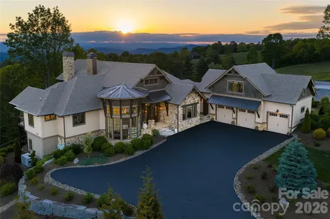 31 Bear Tree Court Hendersonville NC 28792