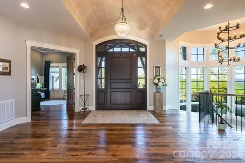 31 Bear Tree Court Hendersonville NC 28792