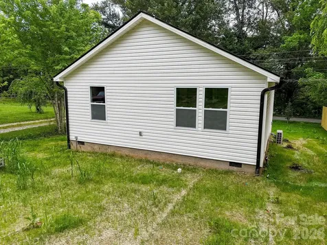 133 Moore Street Hendersonville NC 28739
