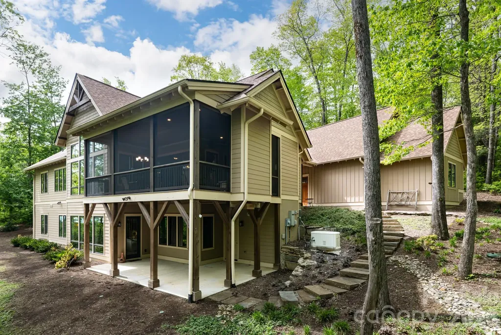 587 Autumn Sky Drive Hendersonville NC 28792