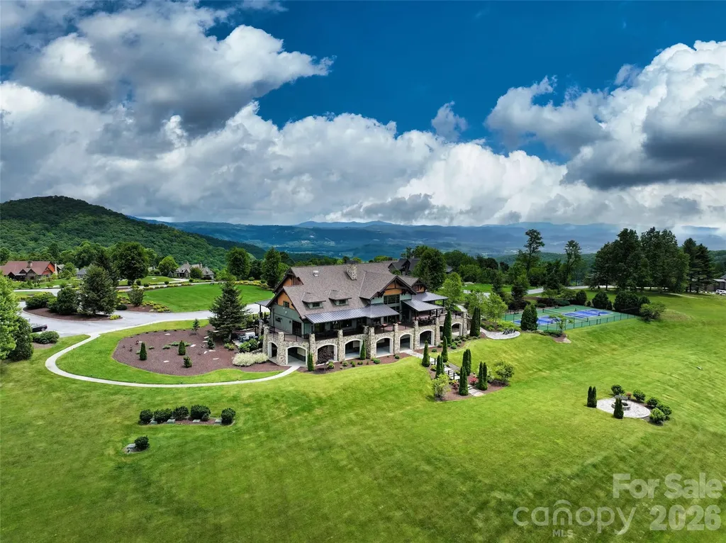 587 Autumn Sky Drive Hendersonville NC 28792