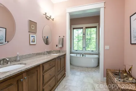 587 Autumn Sky Drive Hendersonville NC 28792