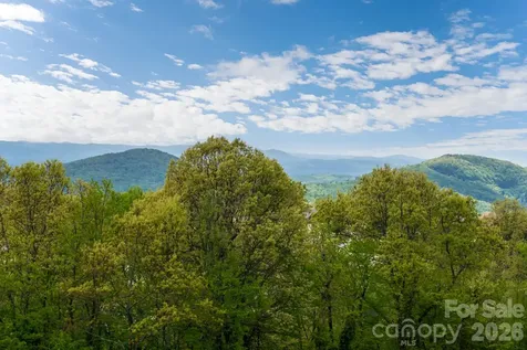 332 Summerset Drive Hendersonville NC 28792
