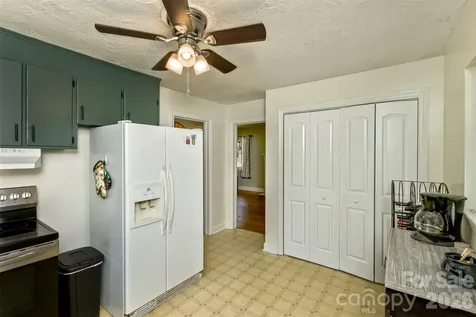30 Valley Hill Drive Canton NC 28716