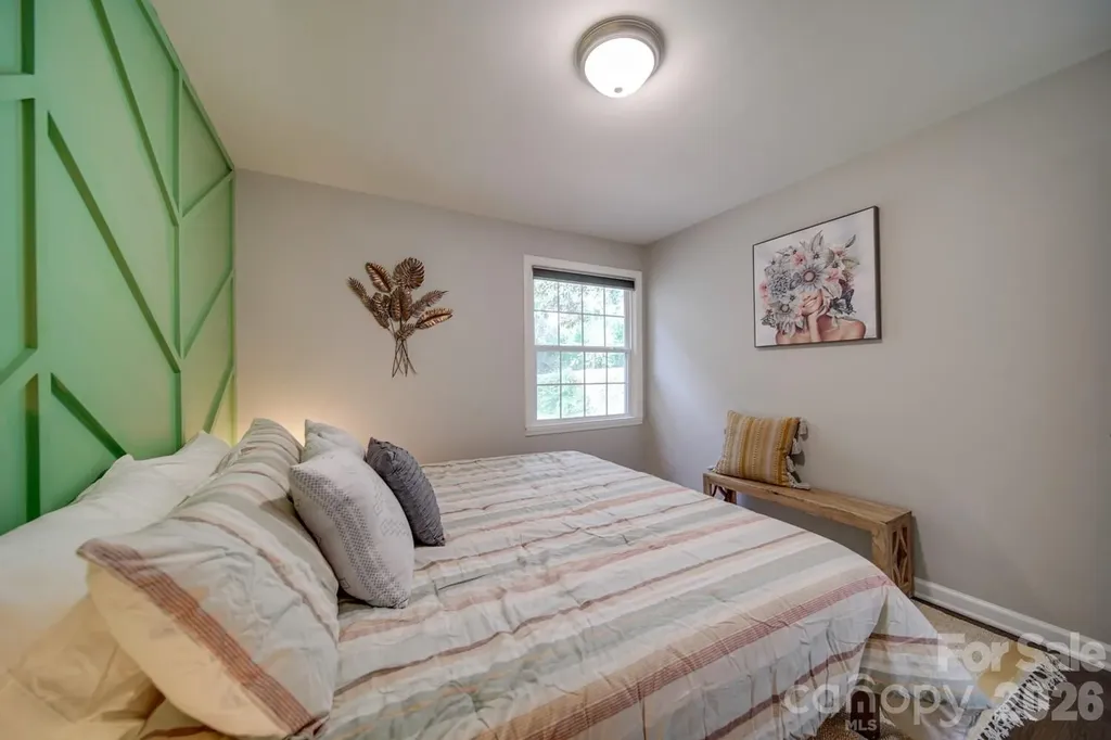 1512 Newcastle Street Charlotte NC 28216