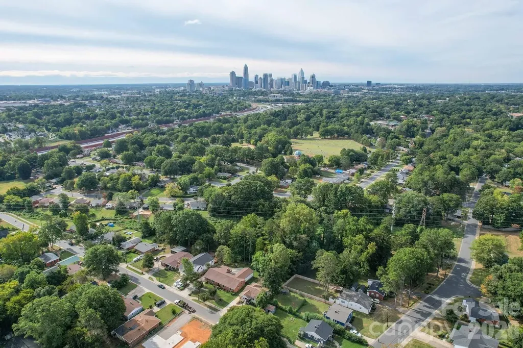 1512 Newcastle Street Charlotte NC 28216