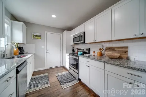 1512 Newcastle Street Charlotte NC 28216