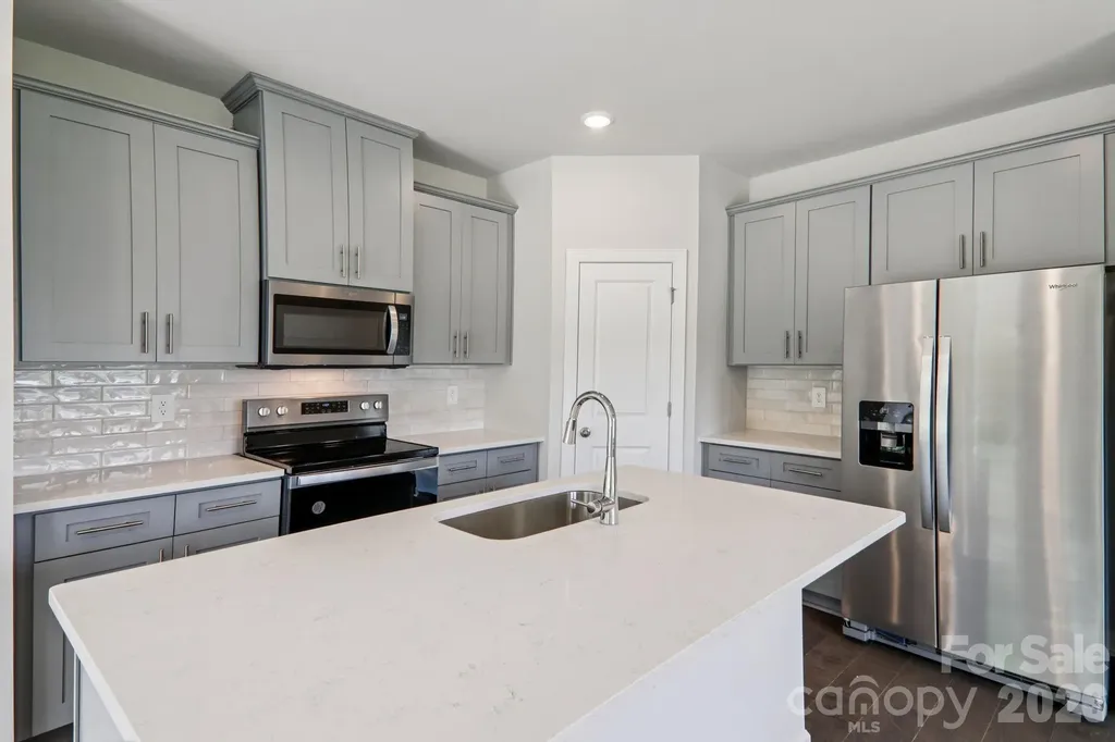 9029 Foggy Brook Loop Charlotte NC 28216