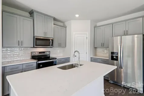 9029 Foggy Brook Loop Charlotte NC 28216