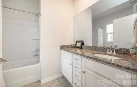 1228 Dali Boulevard Mount Holly NC 28120