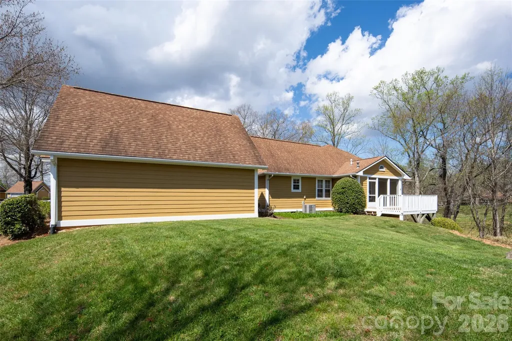 803 Woodlea Court Asheville NC 28806