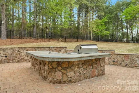 4017 Beechwood Spring Lane Belmont NC 28012