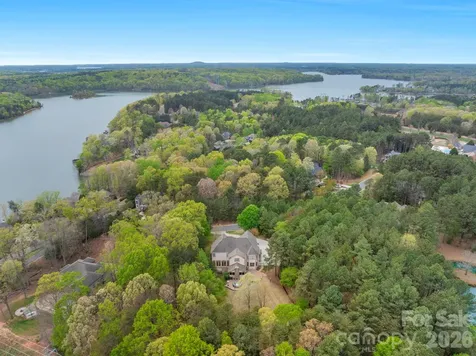 4017 Beechwood Spring Lane Belmont NC 28012
