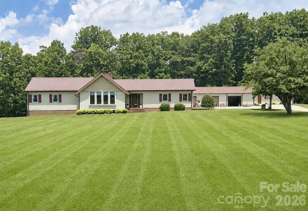 1368 Cajah Mountain Road Hudson NC 28638