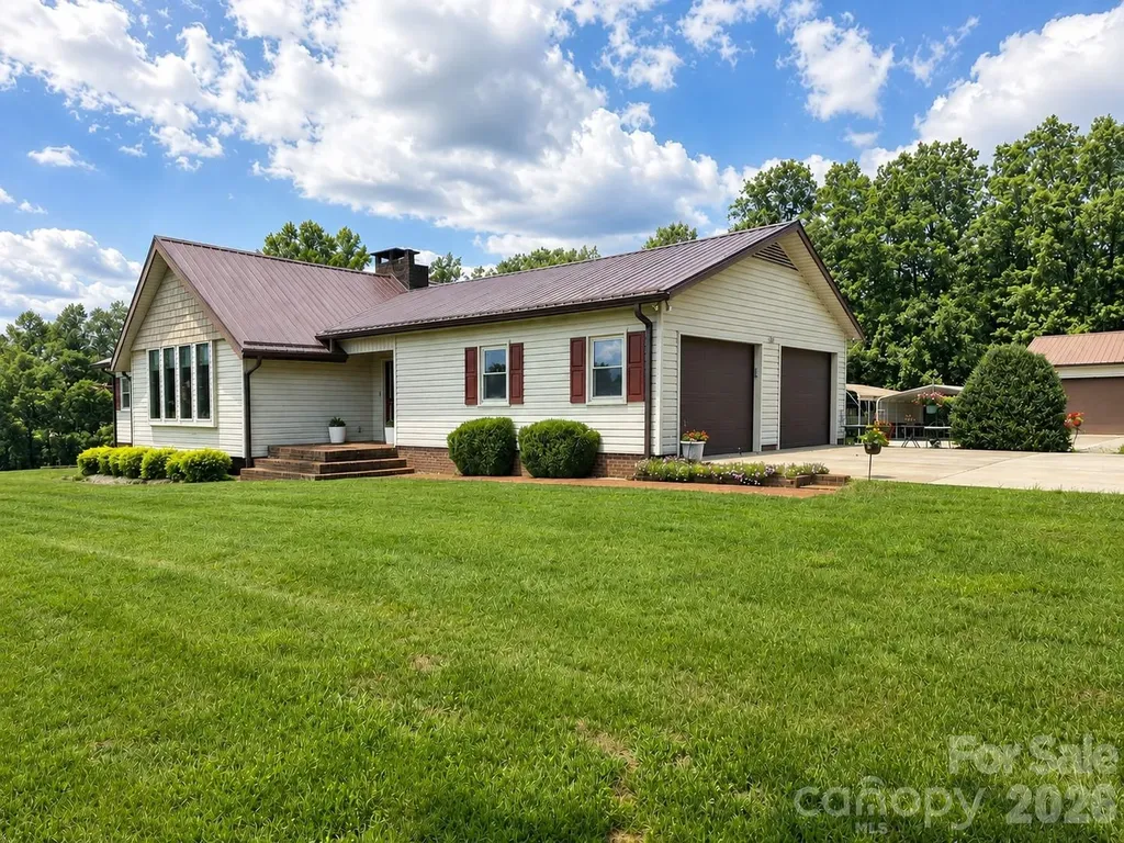 1368 Cajah Mountain Road Hudson NC 28638