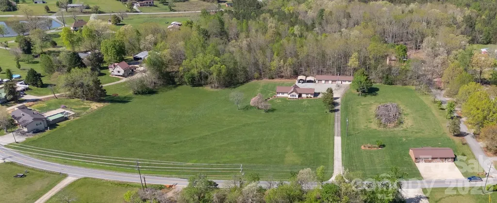 1368 Cajah Mountain Road Hudson NC 28638