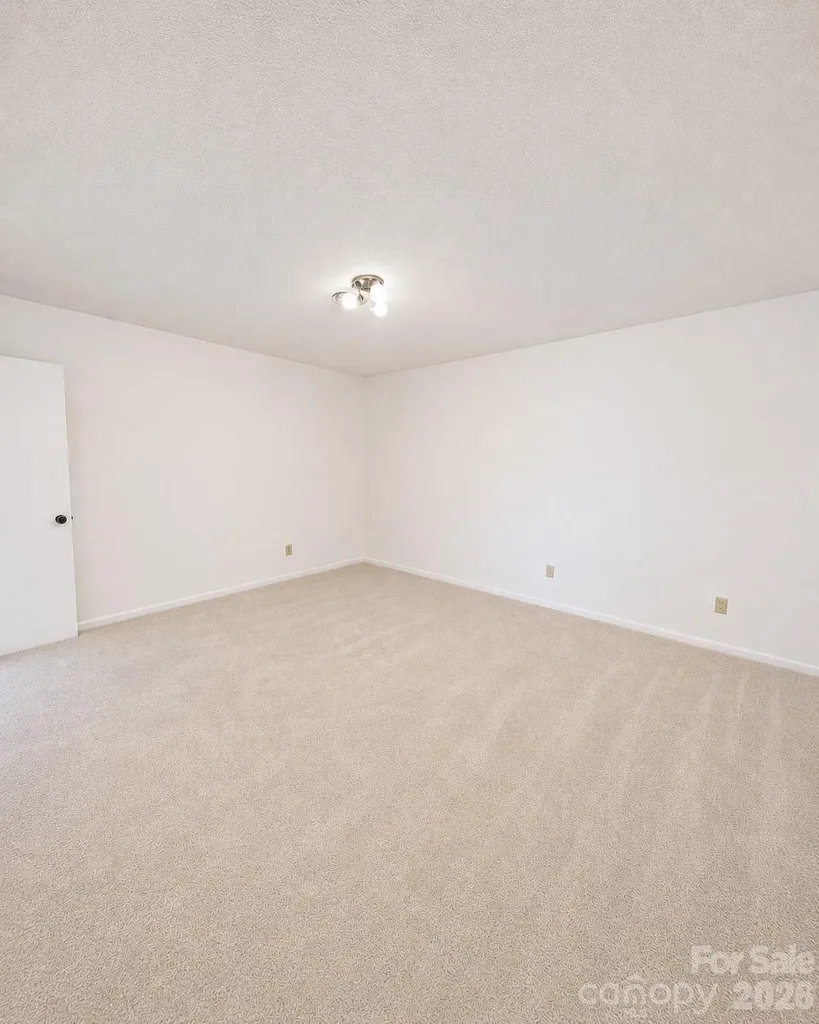 1368 Cajah Mountain Road Hudson NC 28638