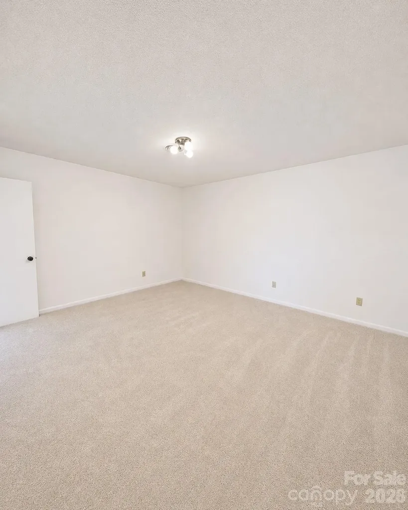 1368 Cajah Mountain Road Hudson NC 28638