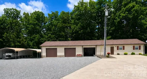 1368 Cajah Mountain Road Hudson NC 28638