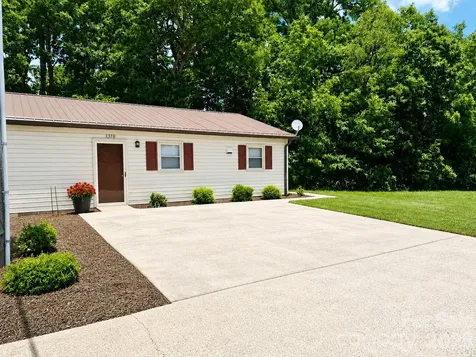 1368 Cajah Mountain Road Hudson NC 28638