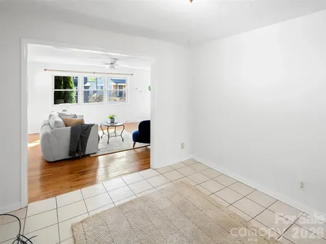 68 Vandalia Avenue Asheville NC 28806