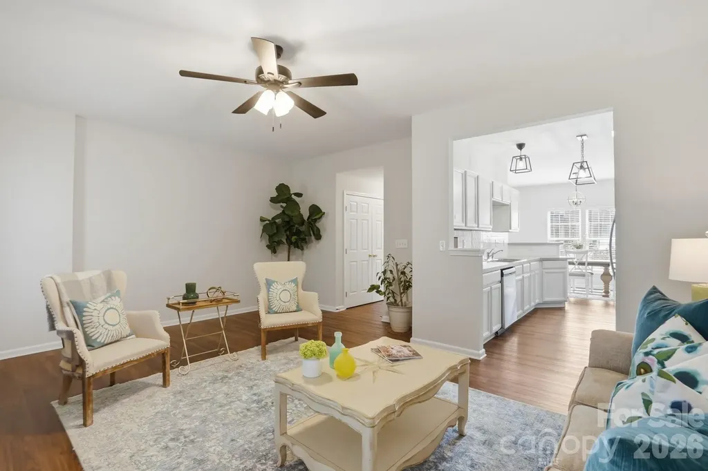 2005 Cramerton Village Drive Cramerton NC 28032
