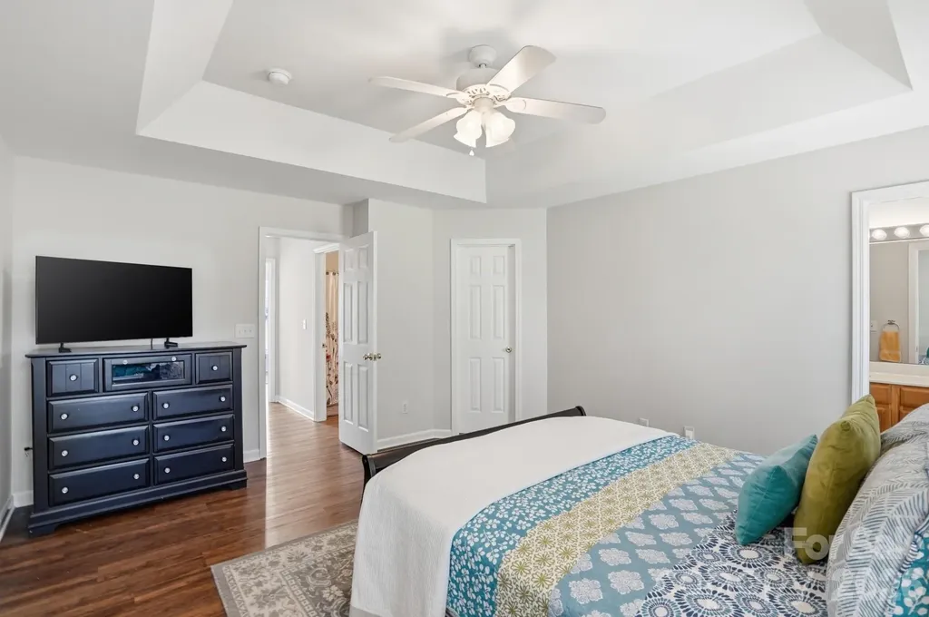 2005 Cramerton Village Drive Cramerton NC 28032