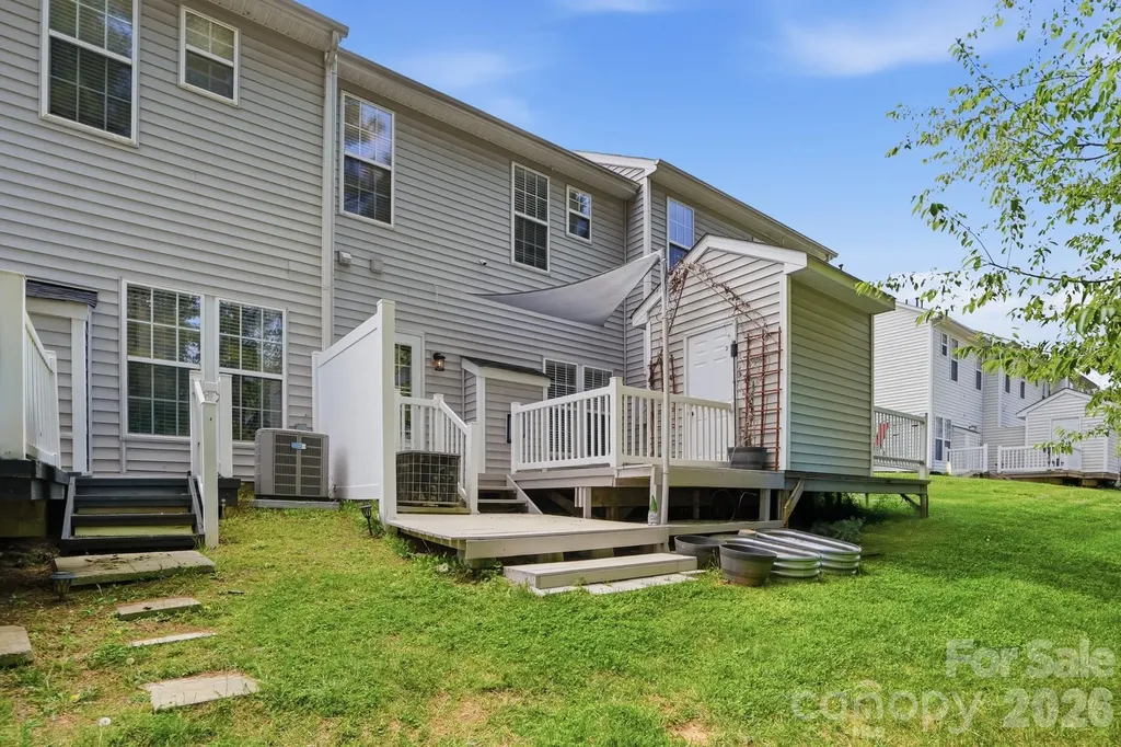 2005 Cramerton Village Drive Cramerton NC 28032