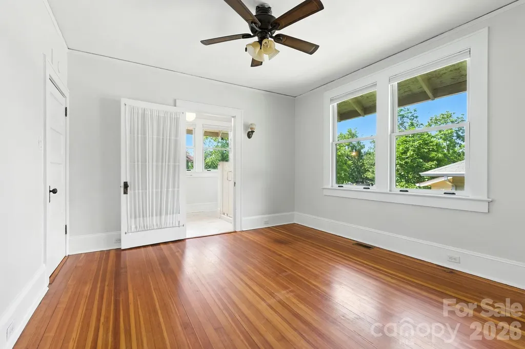 38 Austin Avenue Asheville NC 28801