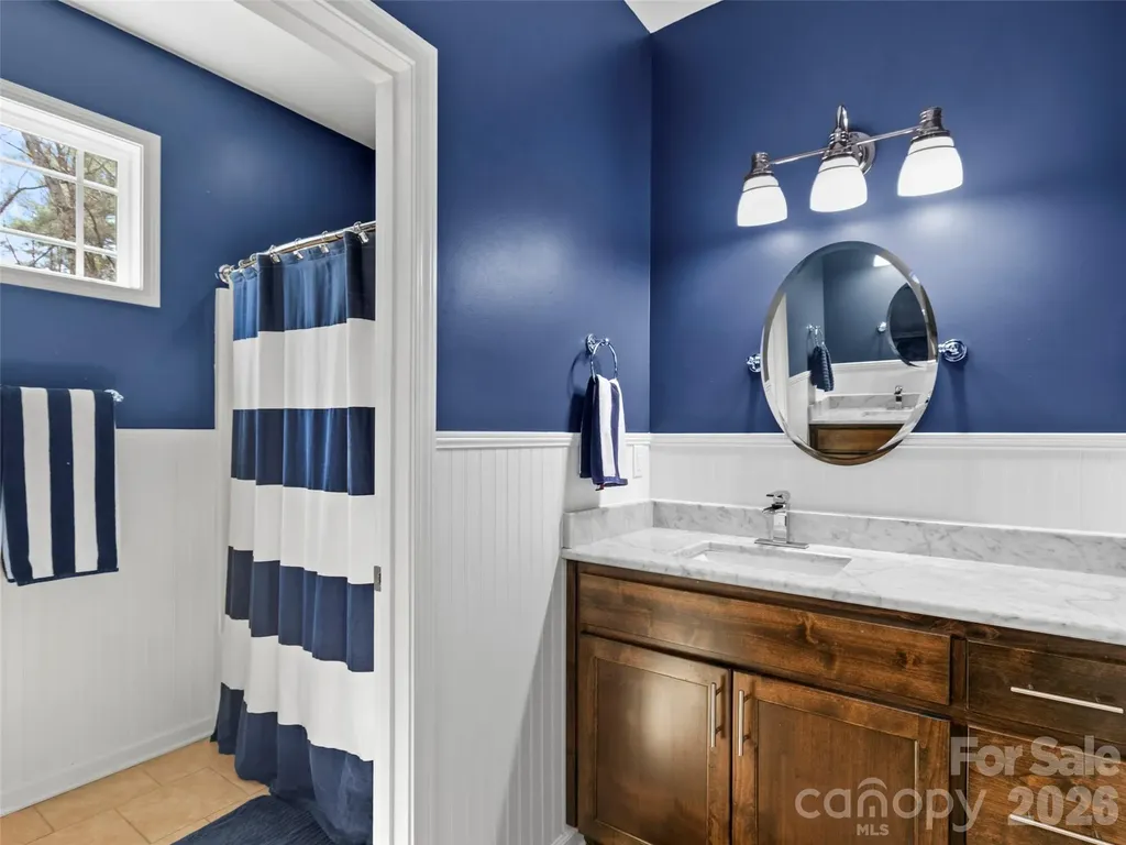 290 Sweetwater Hills Drive Hendersonville NC 28791
