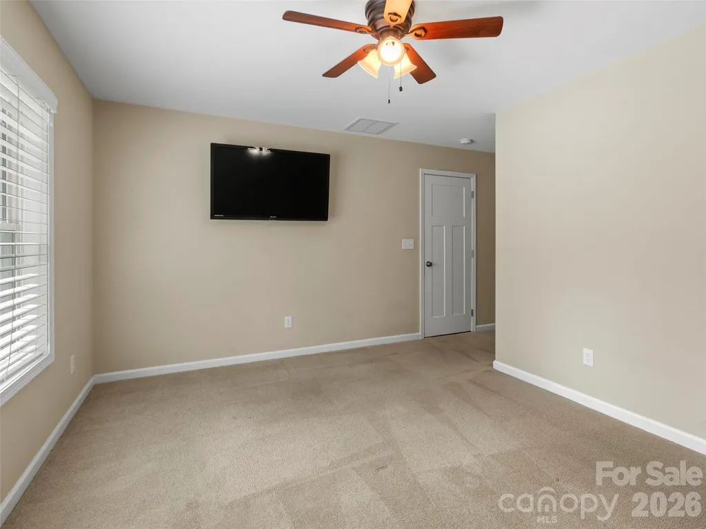 290 Sweetwater Hills Drive Hendersonville NC 28791