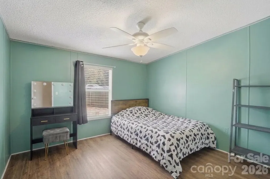 605 Ridgewood Court Mount Holly NC 28120