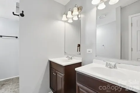 605 Ridgewood Court Mount Holly NC 28120