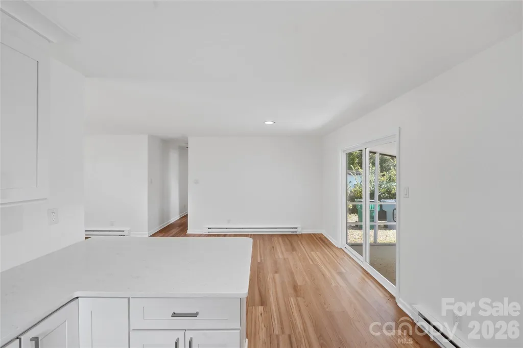 5906 Whitingham Drive Charlotte NC 28215