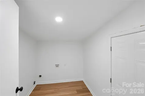 5906 Whitingham Drive Charlotte NC 28215