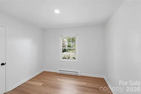 5906 Whitingham Drive Charlotte NC 28215