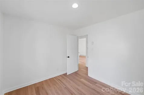 5906 Whitingham Drive Charlotte NC 28215